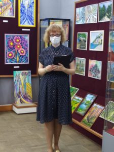 В Музее народного творчества открылась персональная выставка вышитых картин Марии Евгеньевны Захаровой «Как прекрасен этот мир»