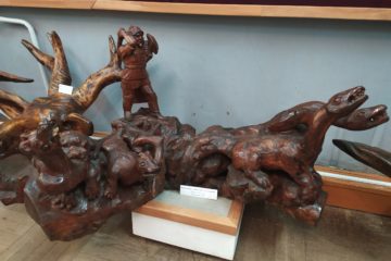 Выставка пензенской деревянной скульптуры «…Сделаны в дереве секирою и ножом» в музее народного творчества