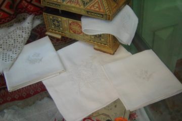 Батистовые носовые платки в экспозиции музея народного творчества