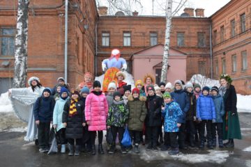В Широкий Четверг Пензенский краеведческий музей раскрыл свои широкие и теплые объятья для школьников гимназии № 4 «Ступени»